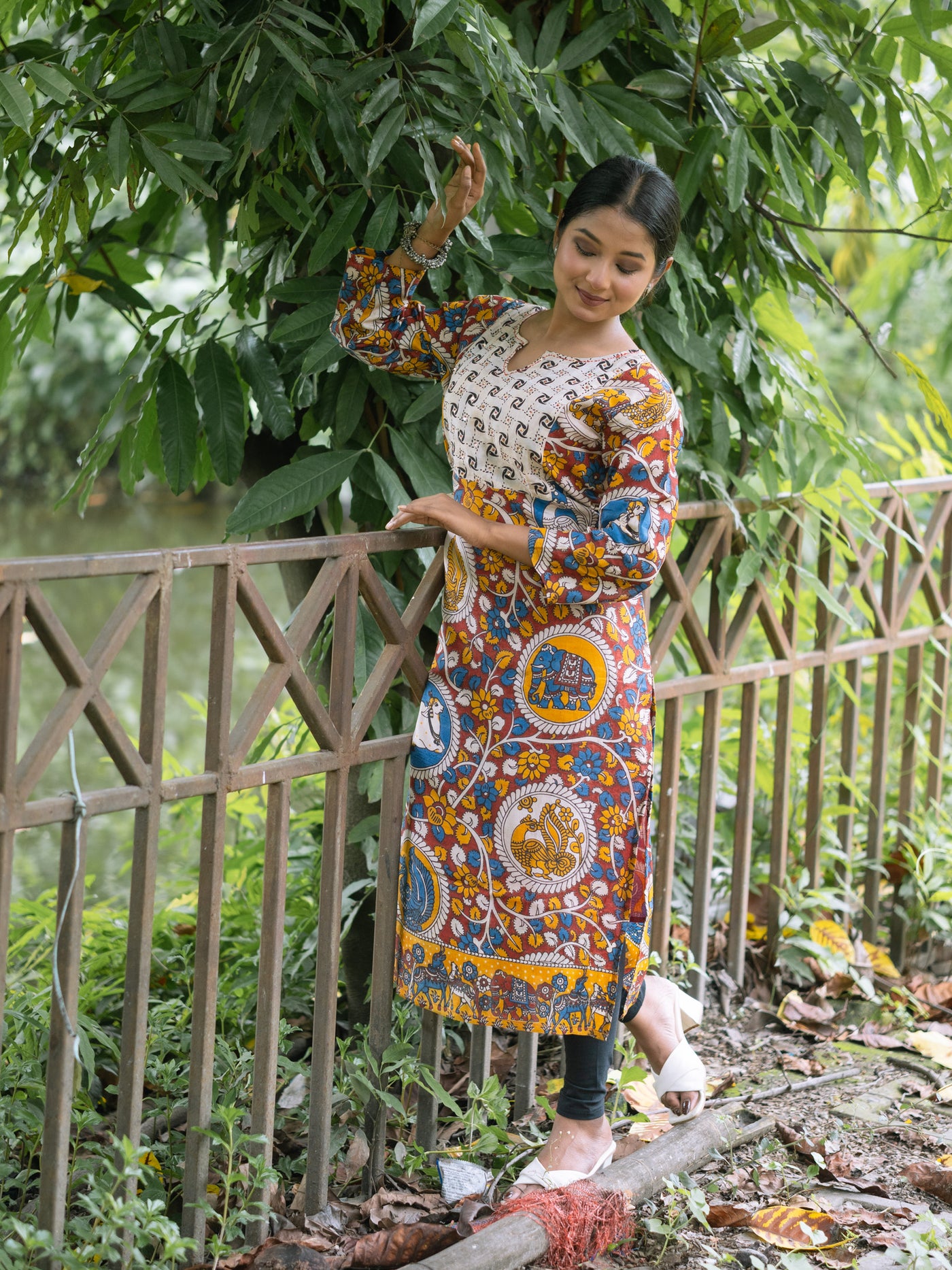 Katha Kalika Silk Kalamkari Kurta - Uttariya