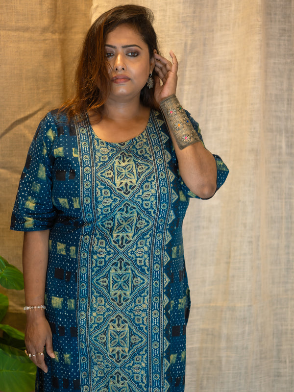 Neela Printed Cotton Kurta - Uttariya