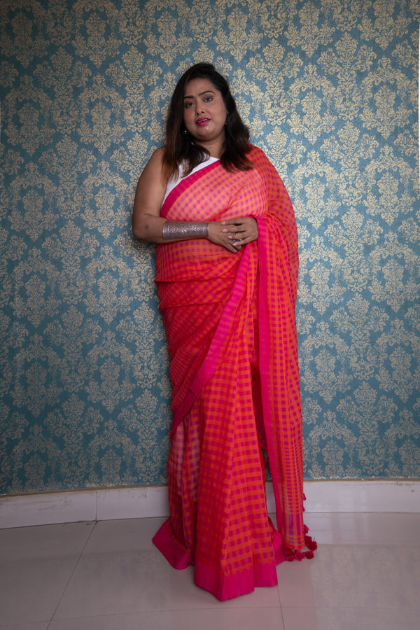 Agun — Handwoven Mul Cotton Check Saree - Uttariya