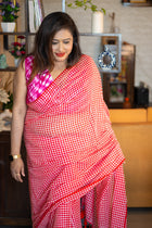 Red checkmate Saree - Uttariya
