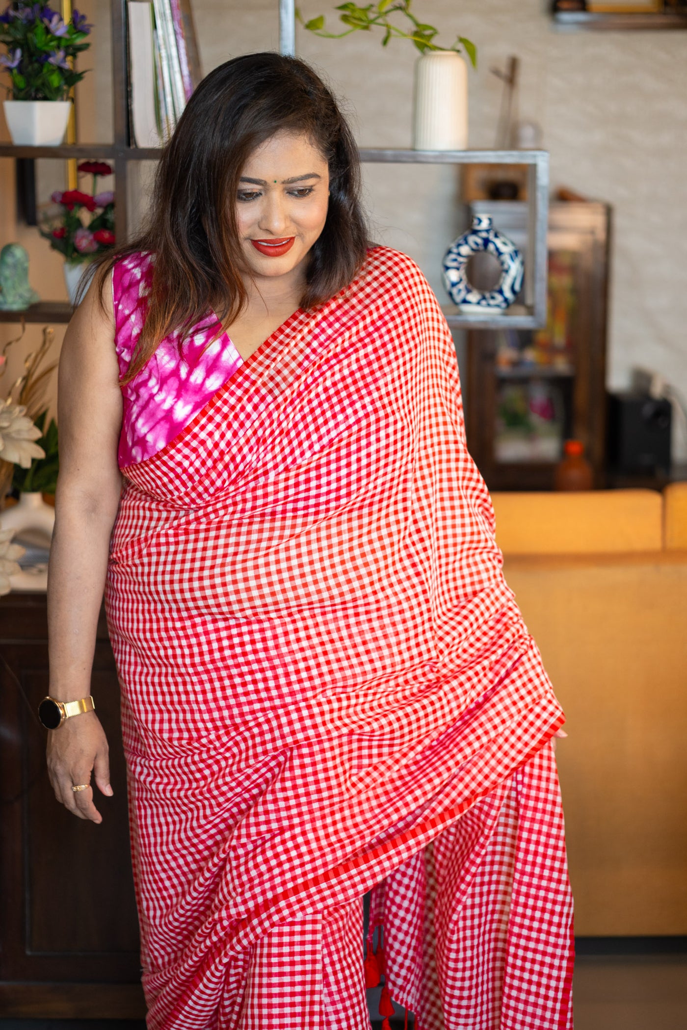 Red checkmate Saree - Uttariya