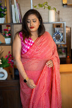 Red checkmate Saree - Uttariya
