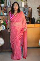 Red checkmate Saree - Uttariya