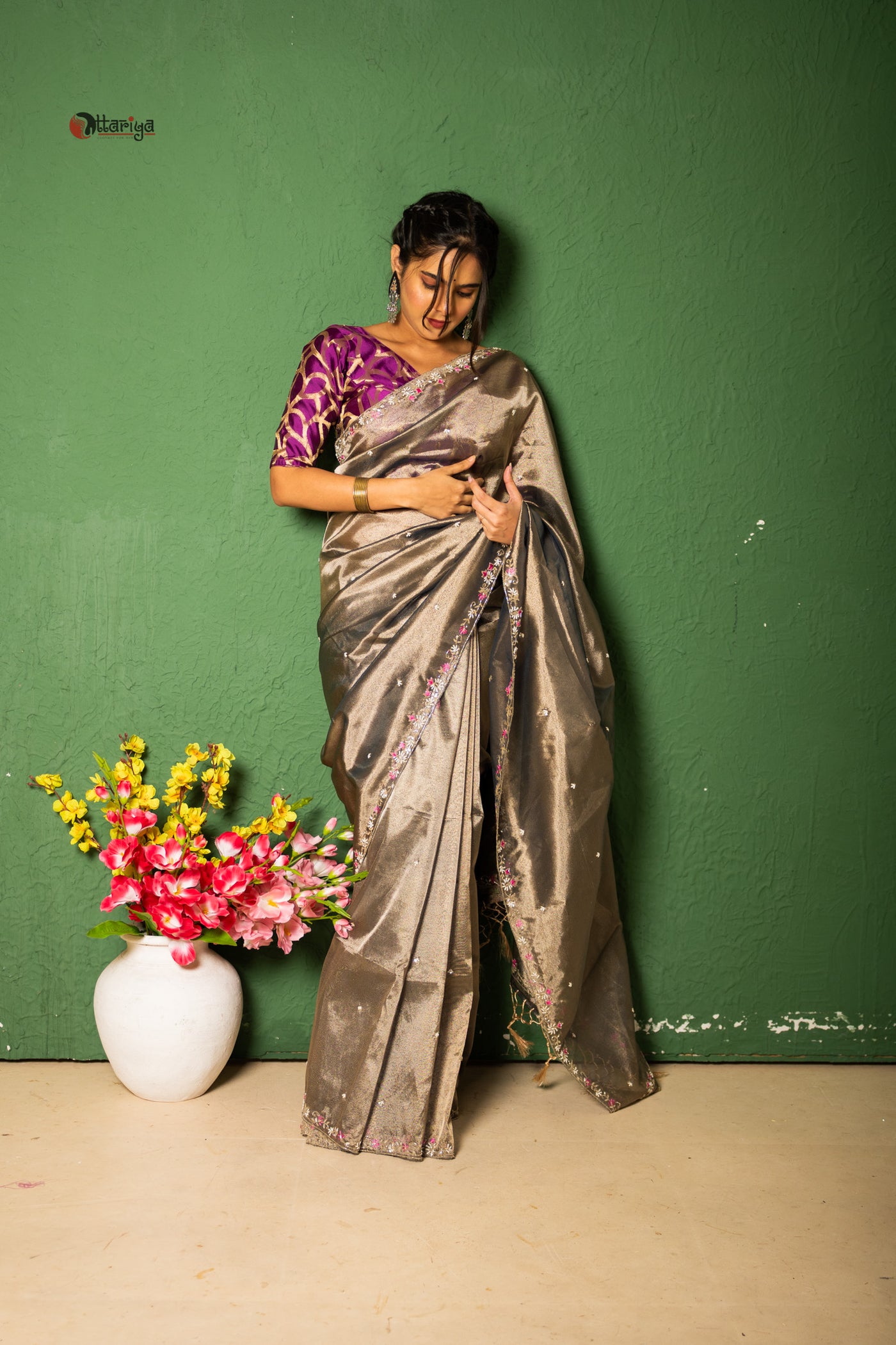 Elevate Your Glam Look - Uttariya