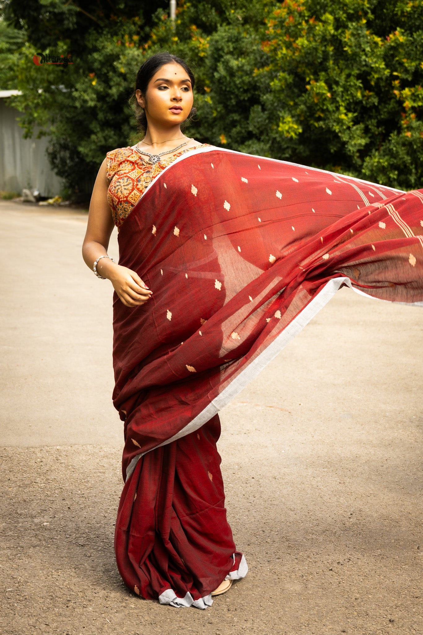 Maroon jamdani saree