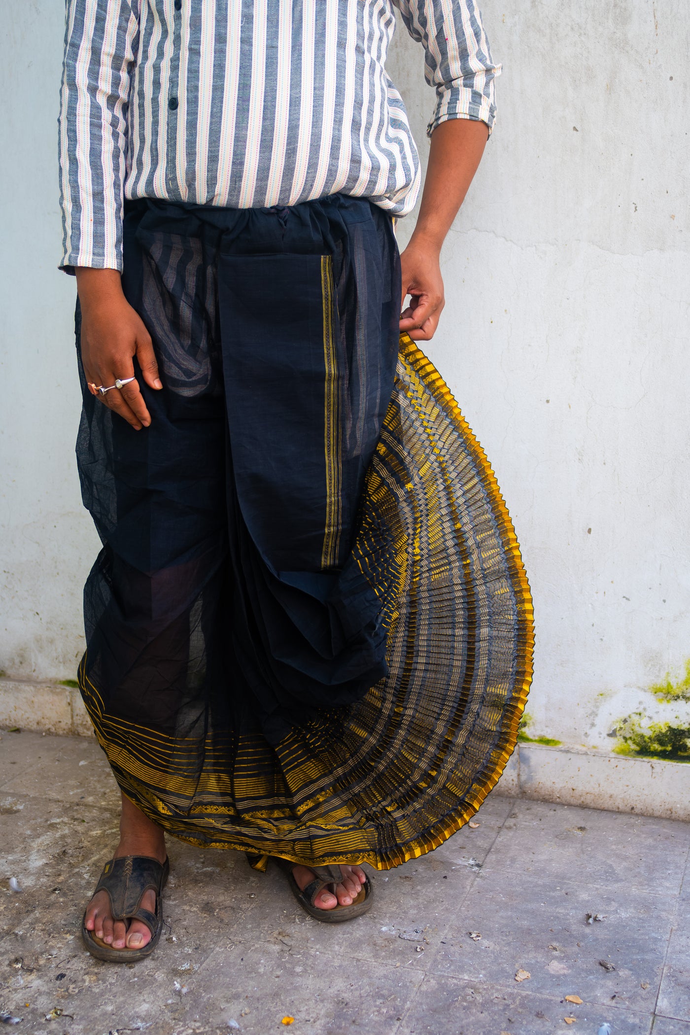 Black gold dhoti - Uttariya