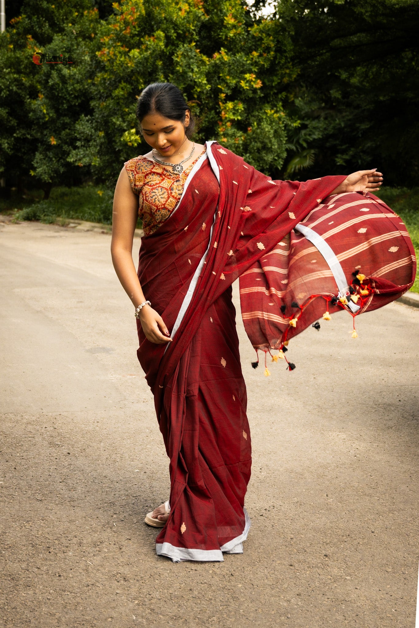 Maroon jamdani saree