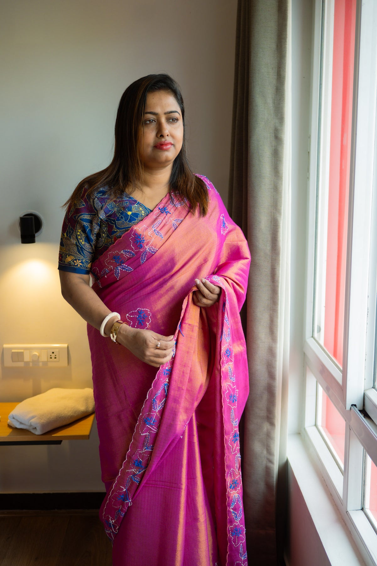 Ushoshi Silk Linen Saree