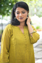 Haimanti Handwoven Linen spun Kurta - Uttariya