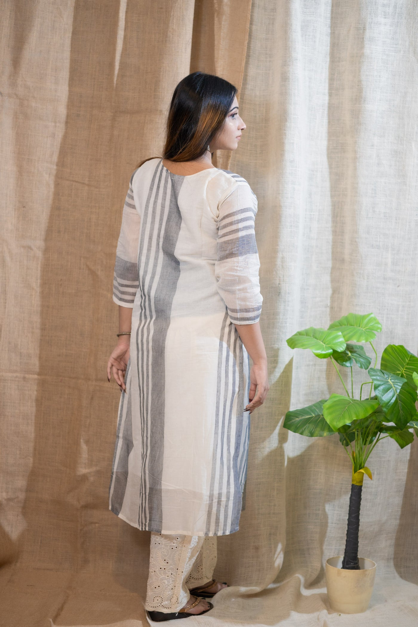 Charm Kurta white