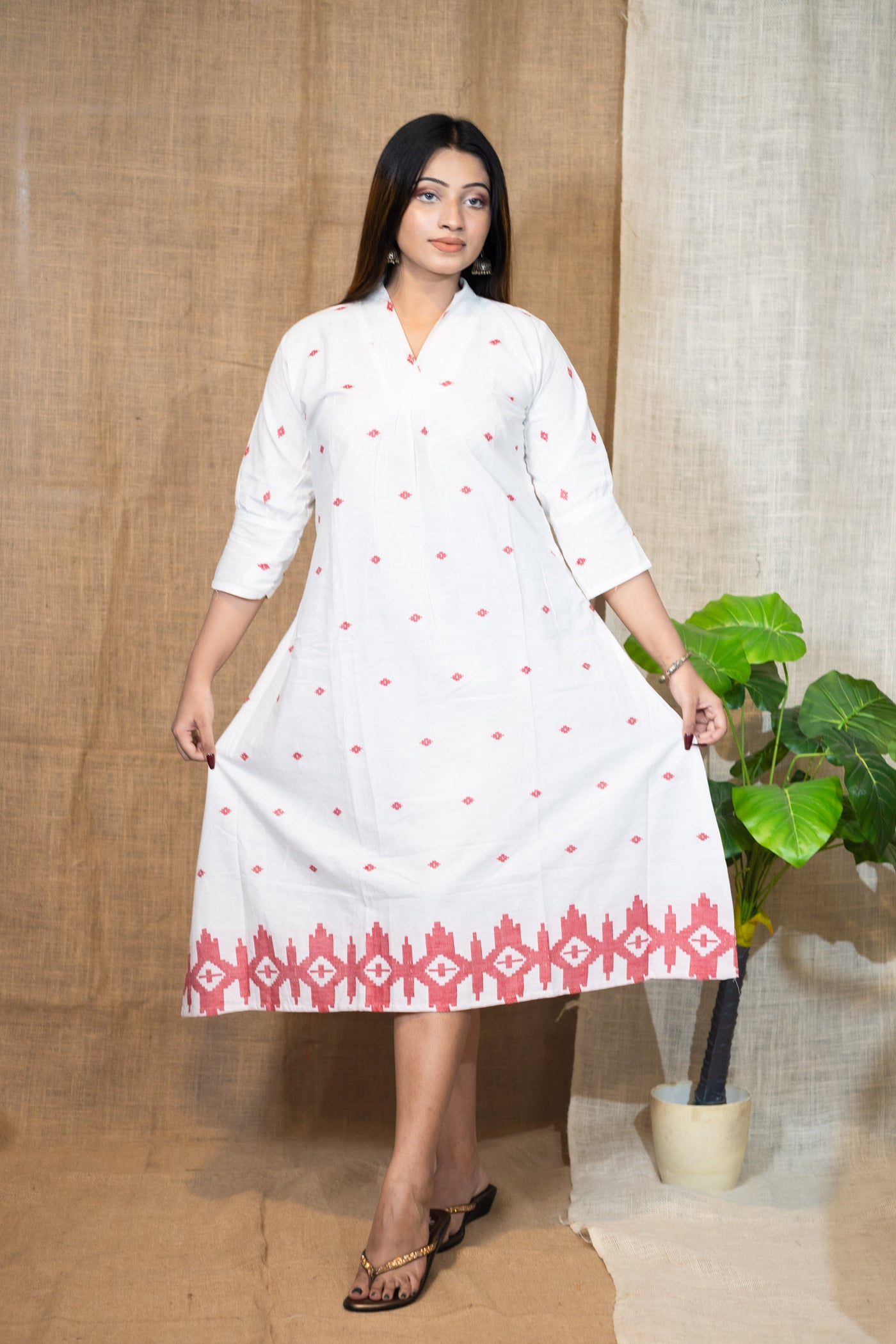 Shankha — Handwoven Jamdani Dress - Uttariya