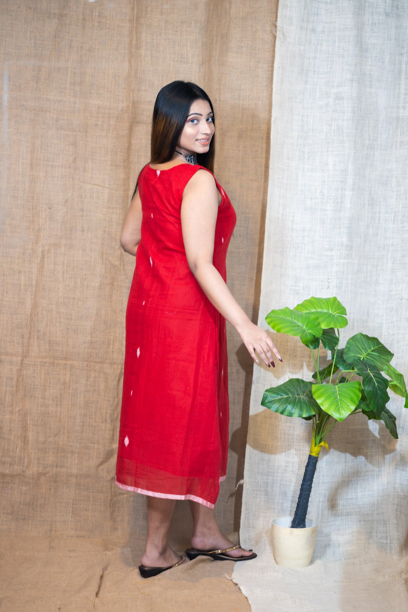 Red Jamdani Dress - Uttariya