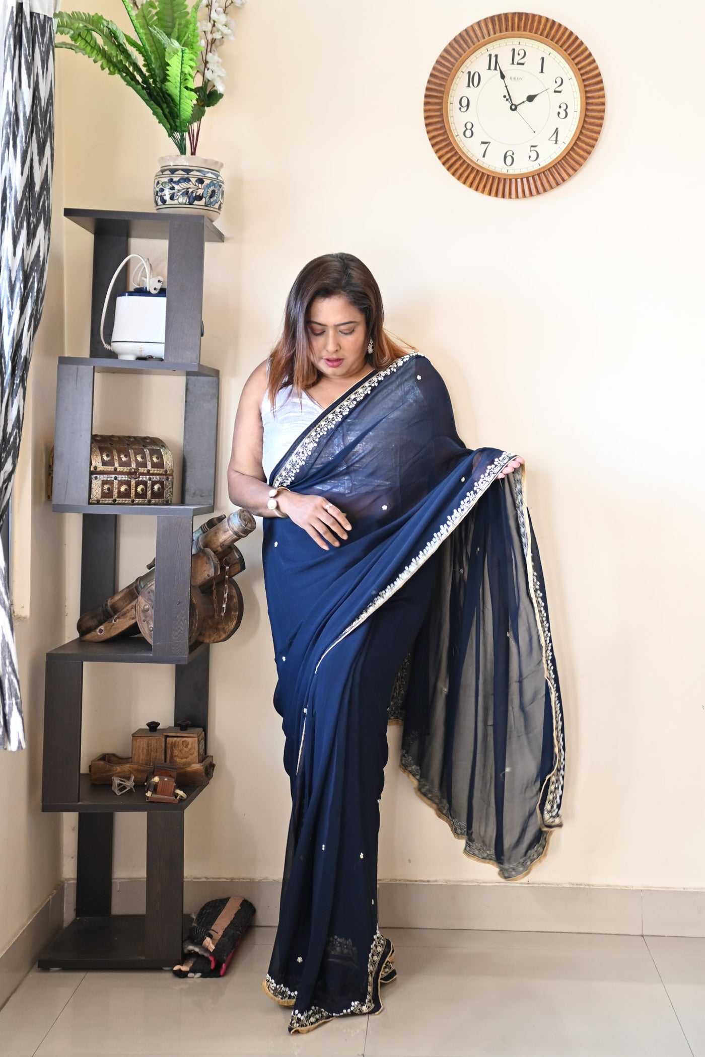 Royal Zardosi Silk Saree - Uttariya