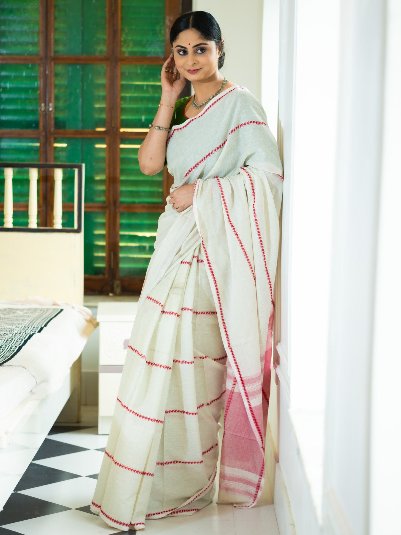 Mina Mala Saree