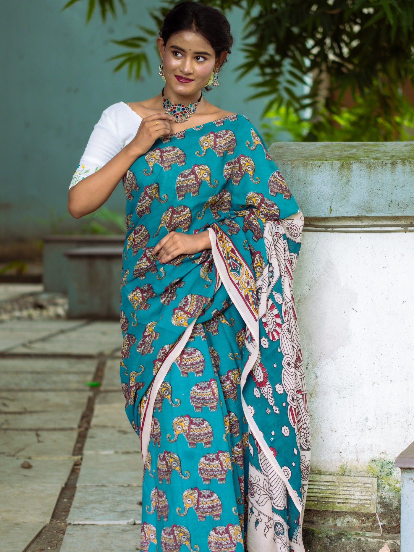 Aqua Elephant Motifs Kalamkari Cotton Saree - Uttariya
