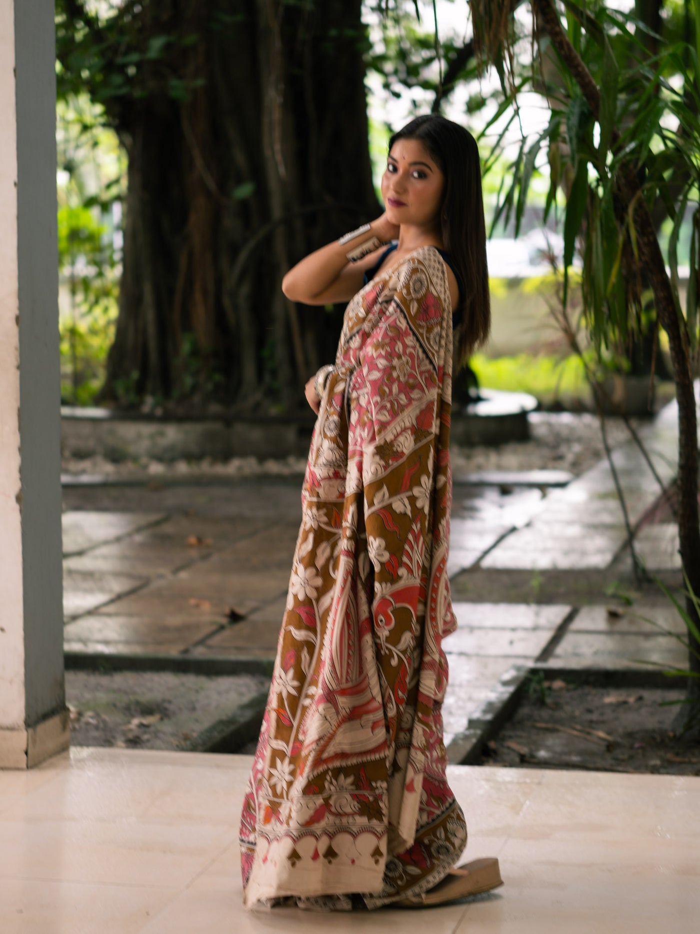 Rosewood Trellis Kalamkari Cotton Saree - Uttariya