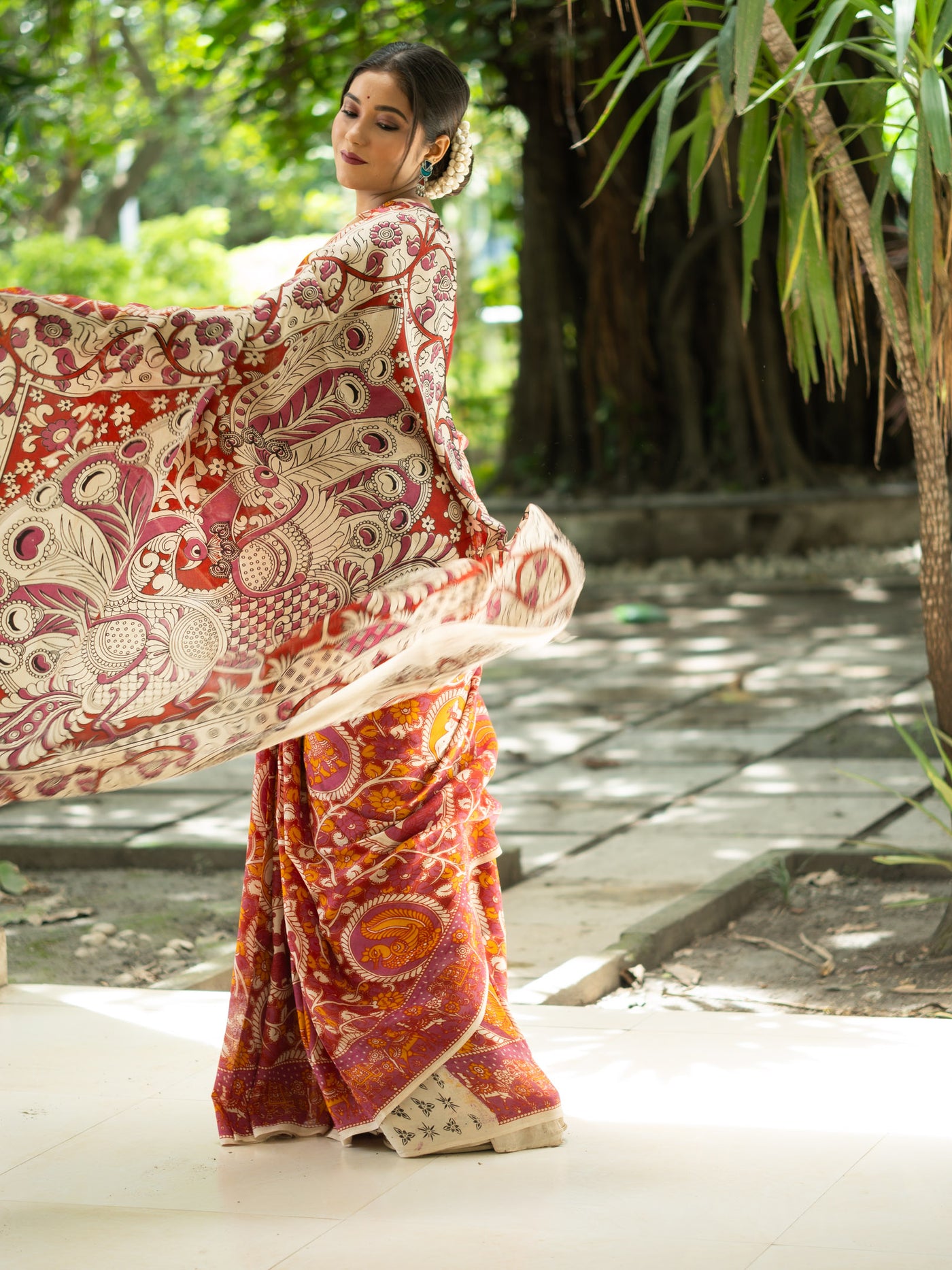 Kalamkari Silk Saree — Rust & Ivory - Uttariya