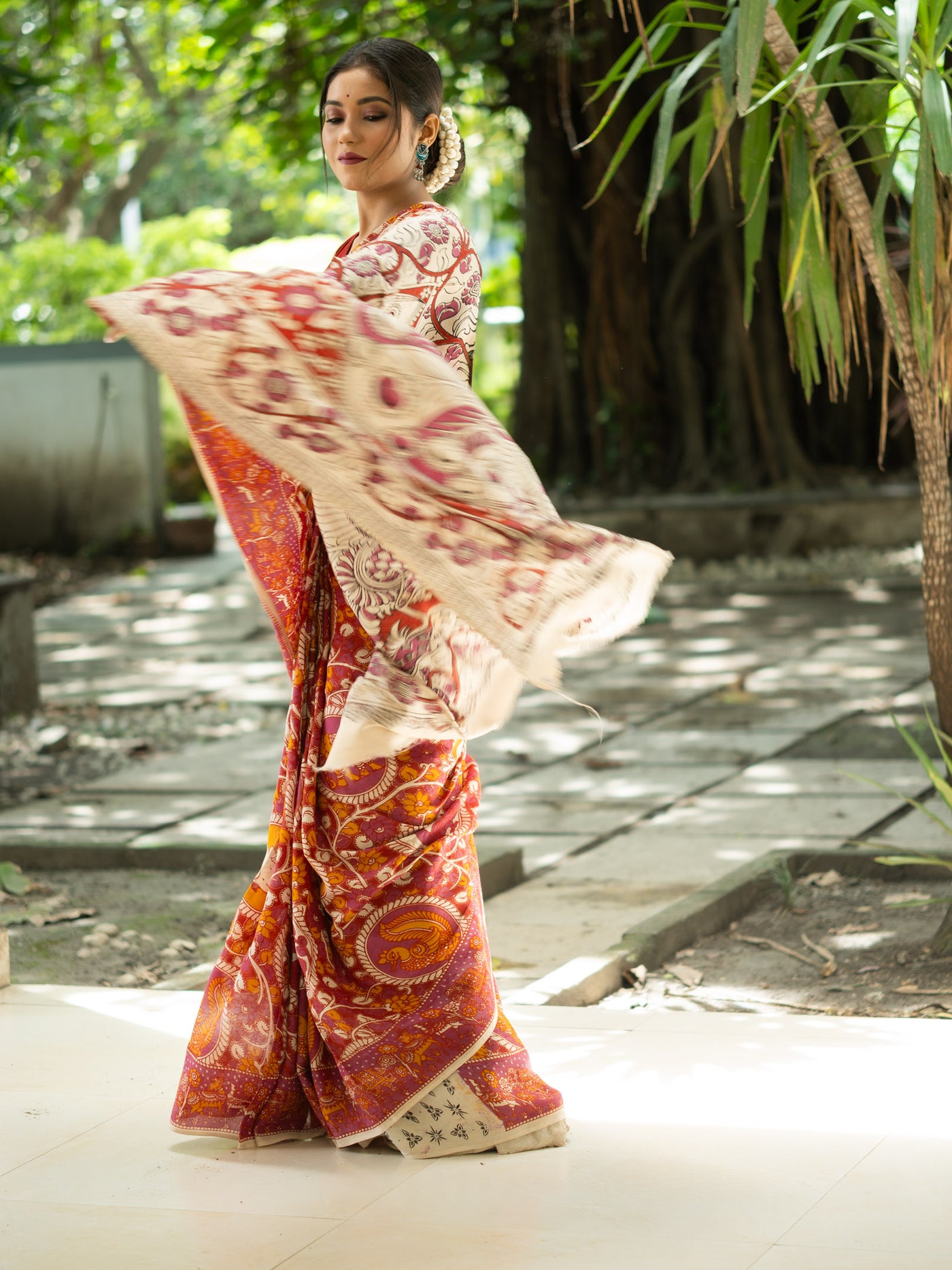 Kalamkari Silk Saree — Rust & Ivory - Uttariya