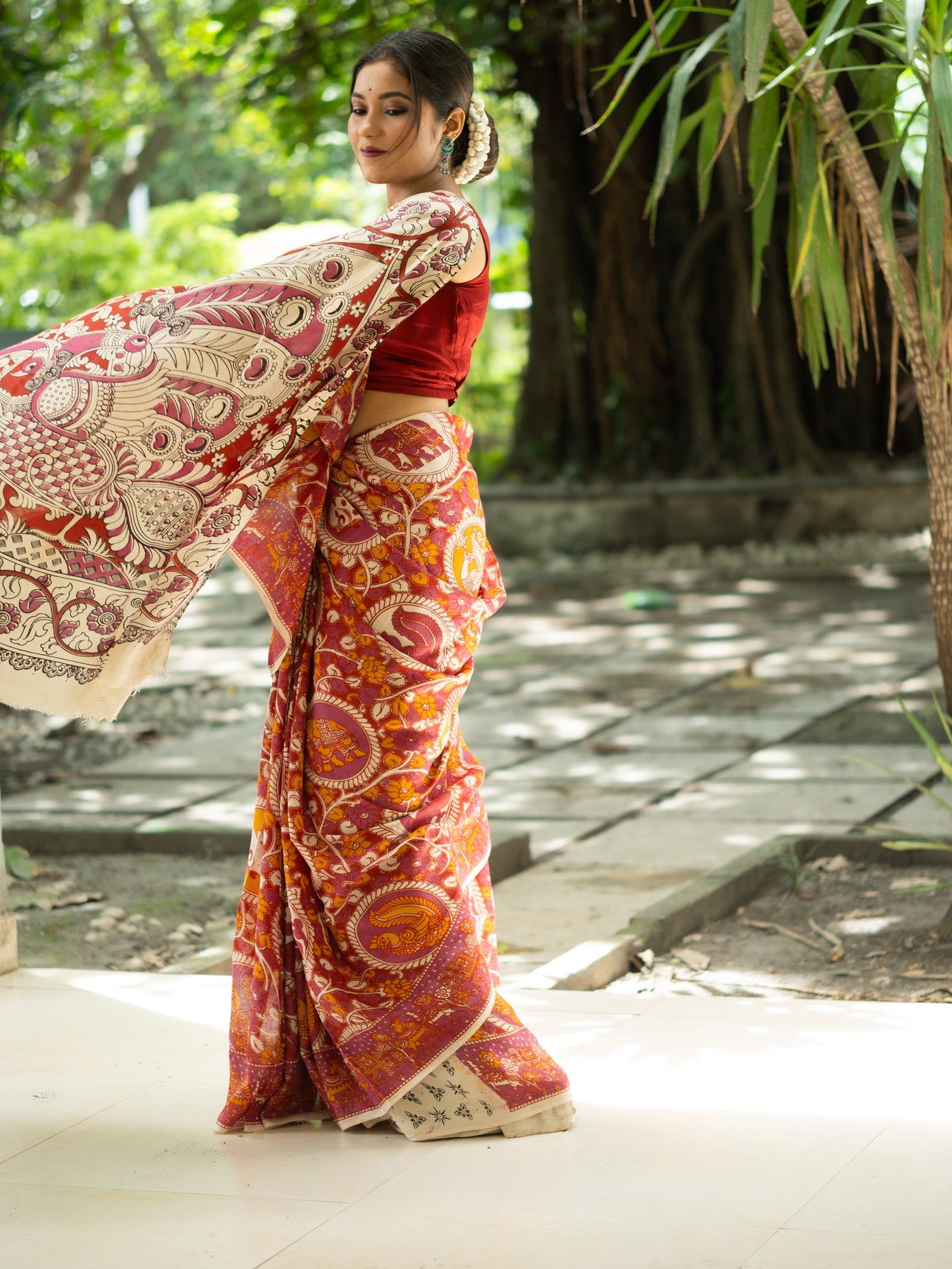 Kalamkari Silk Saree — Rust & Ivory - Uttariya