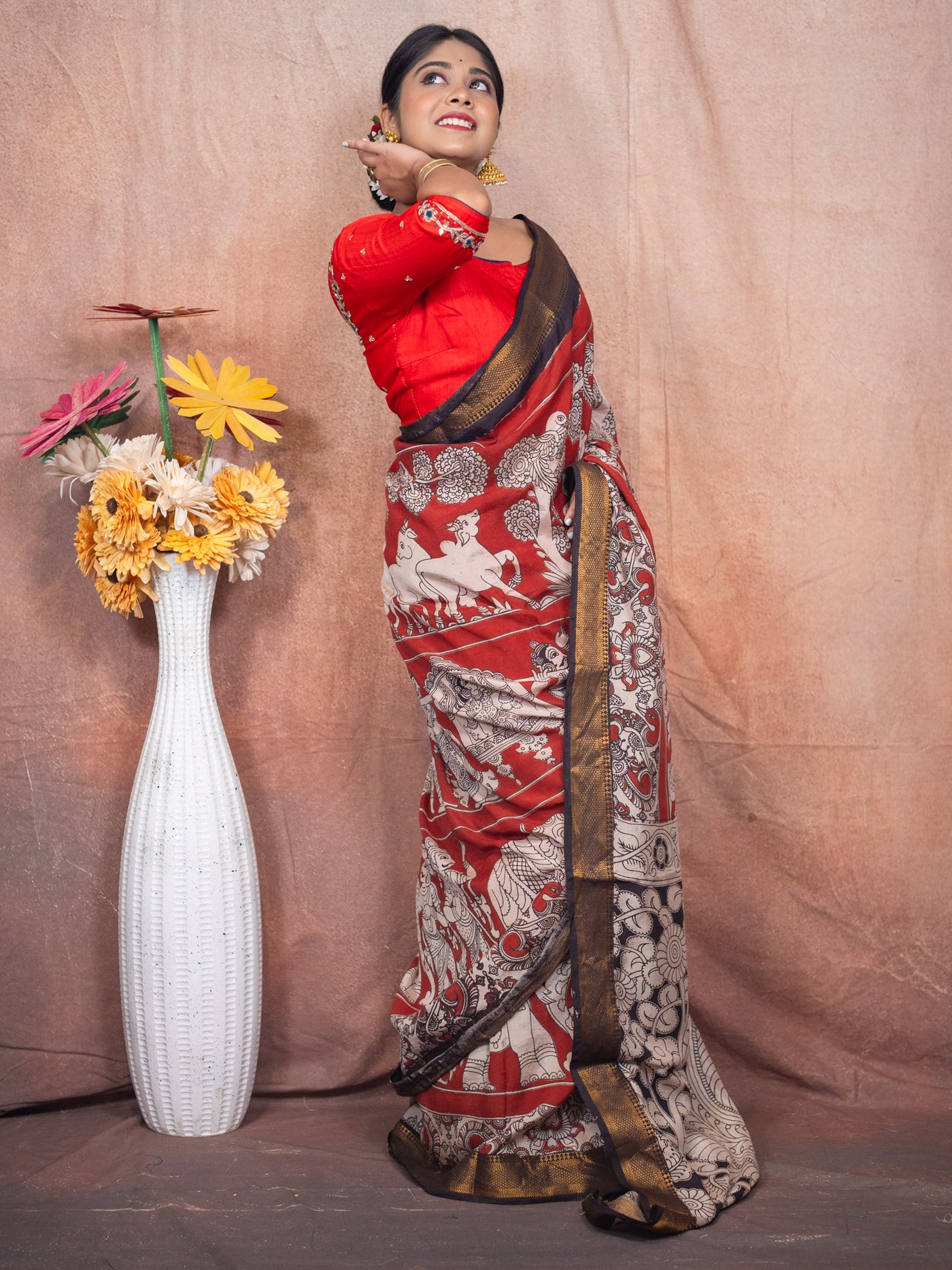 Nizam’s Muse Silk Saree - Uttariya