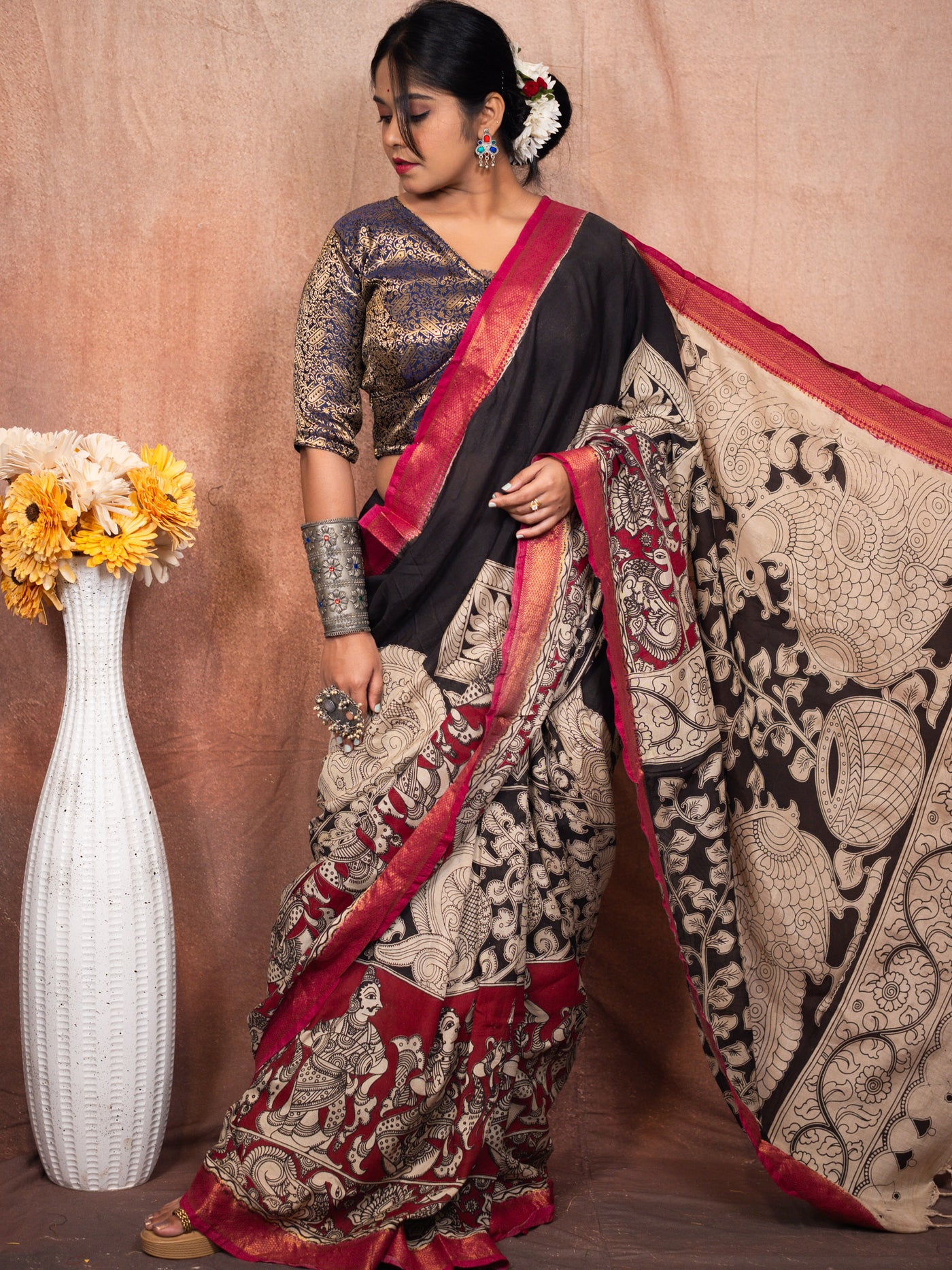 Regal Weaves Silk Saree - Uttariya
