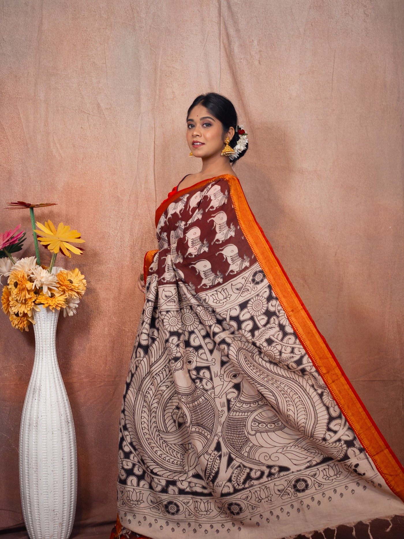 Heritage Drapes Silk Saree - Uttariya