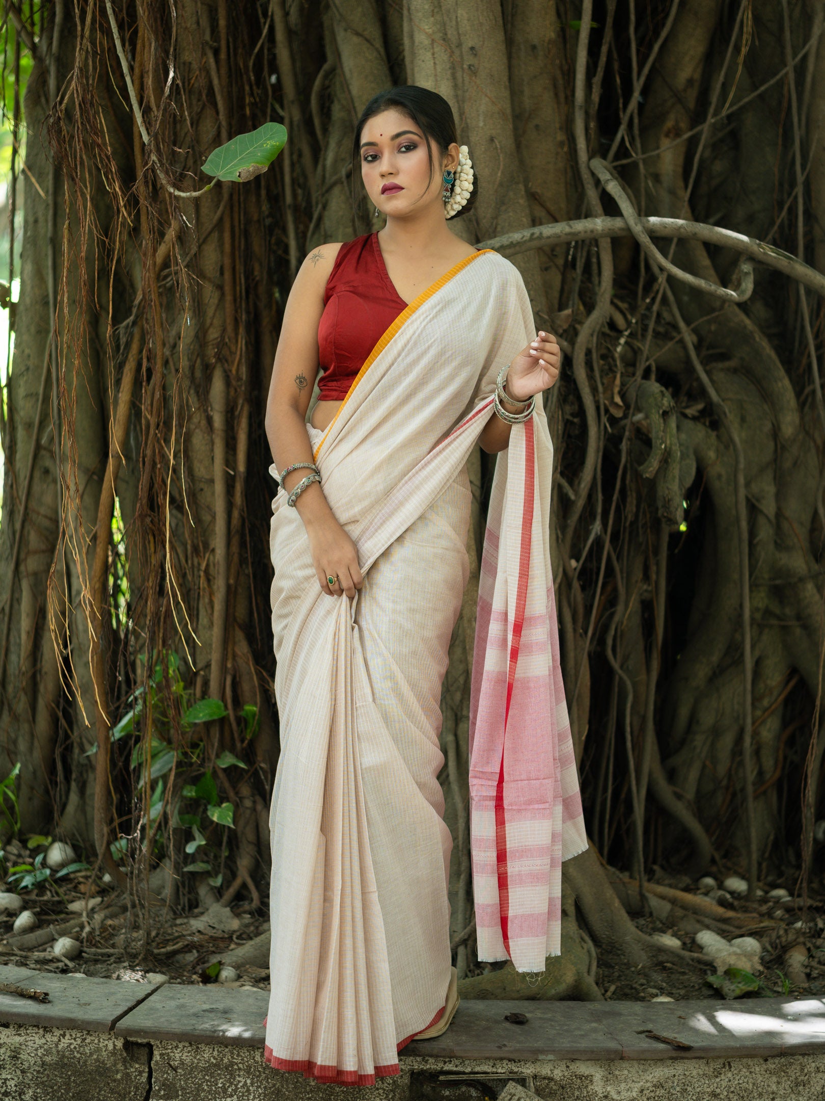 Raviyanya  Saree