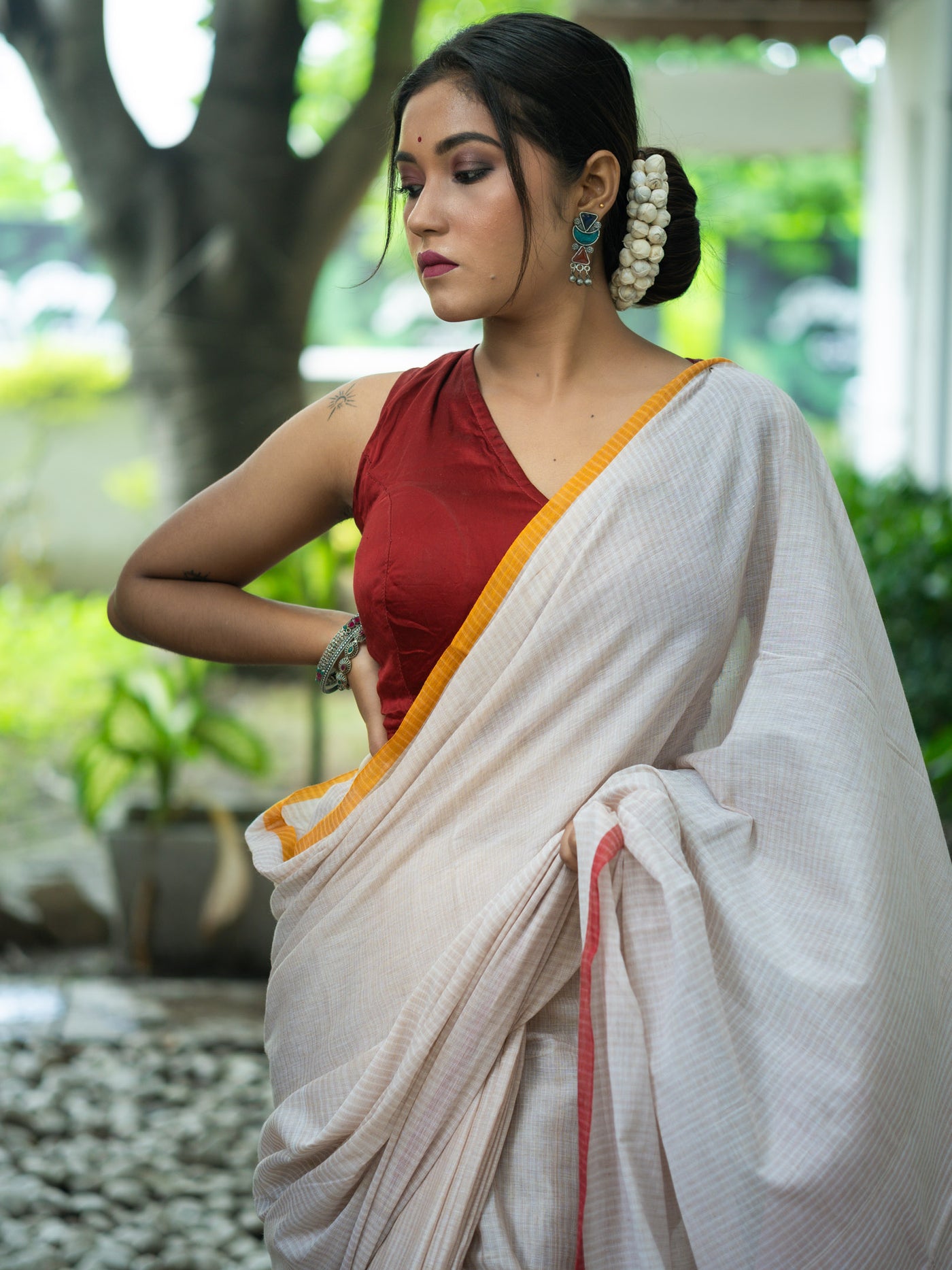 Raviyanya  Saree