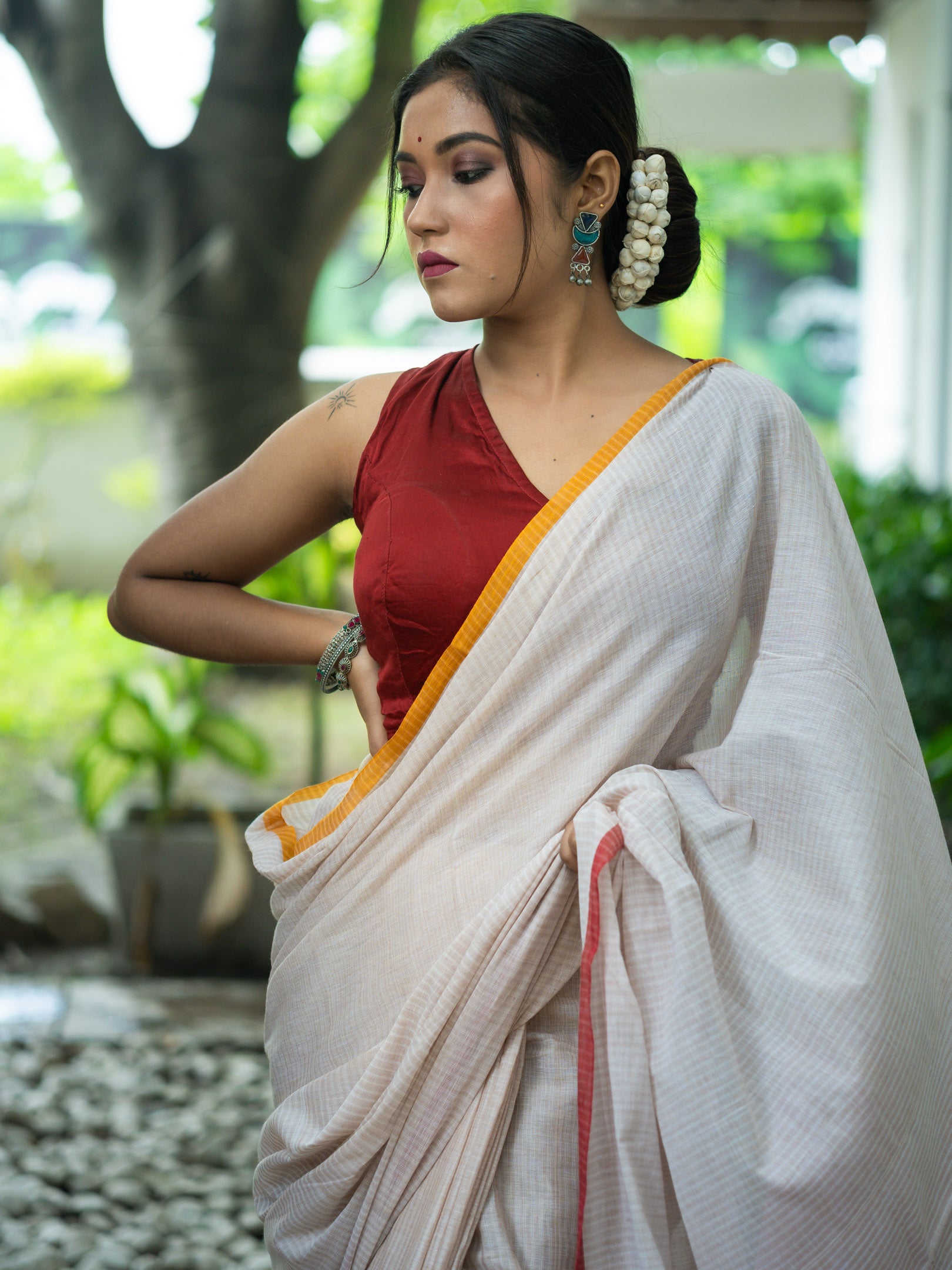 Raviyanya  Saree