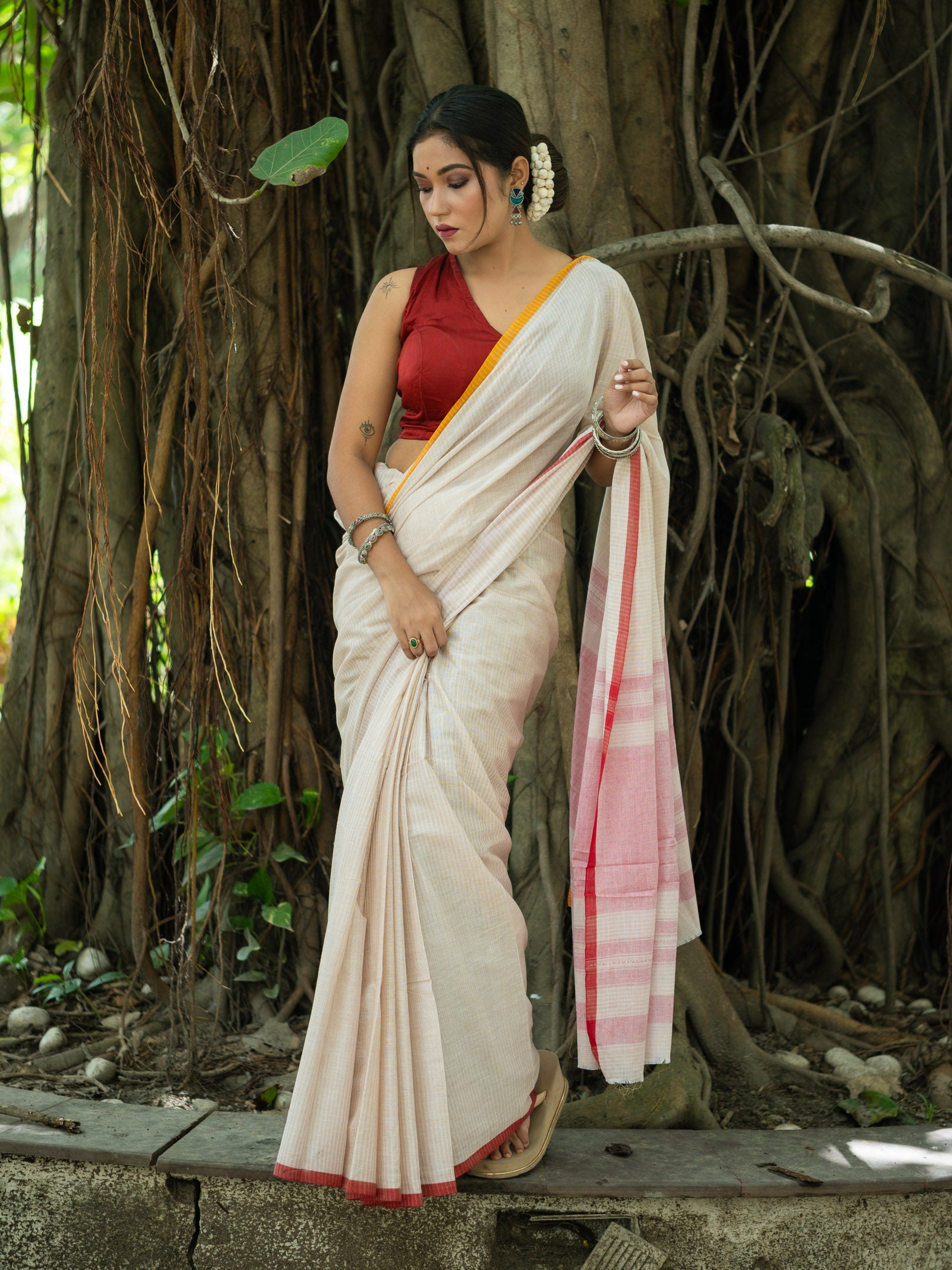 Raviyanya  Saree