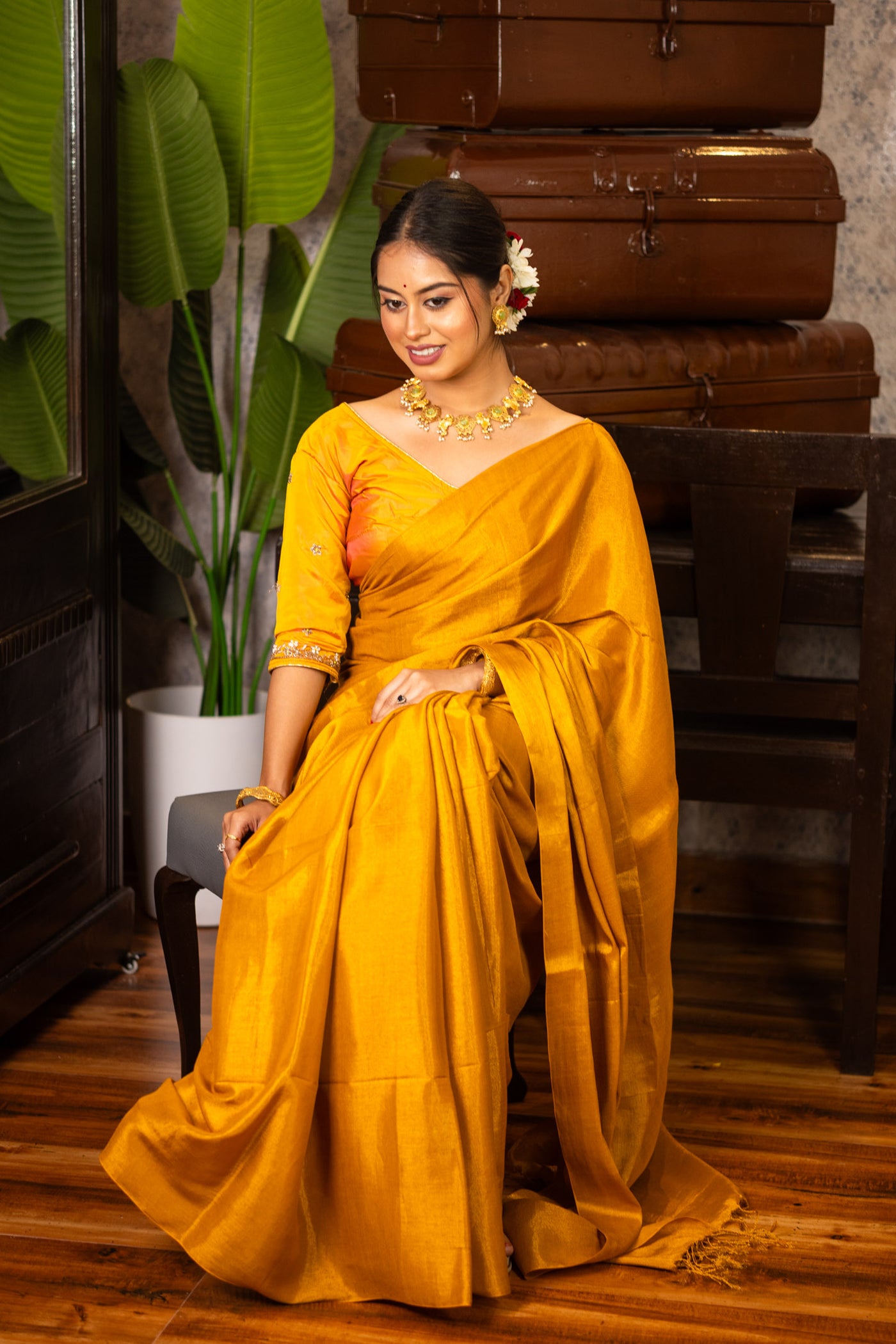 Gold Mulberry silk Saree - Uttariya