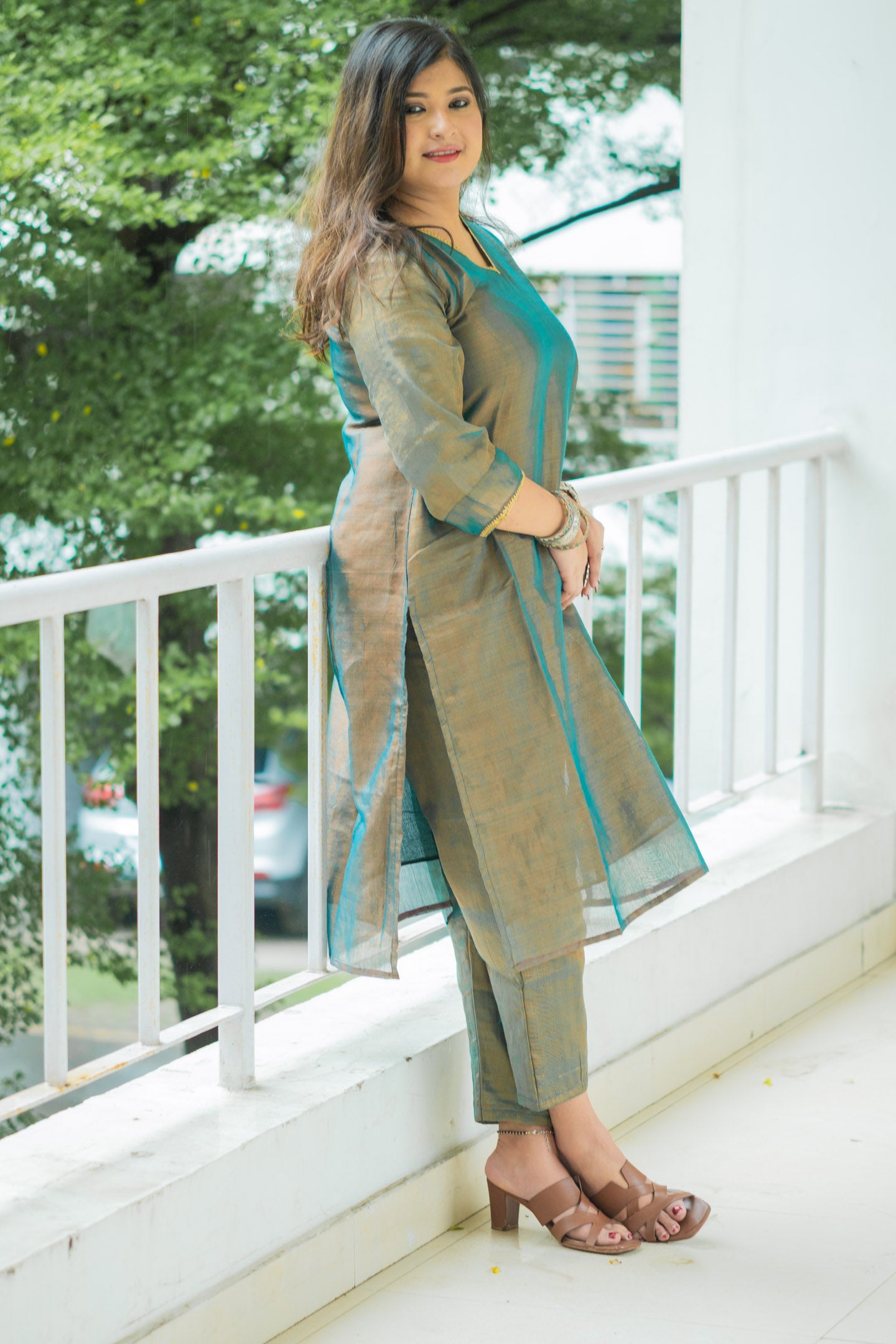 Regal Radiance Kurta Set