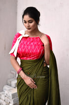 A Bow Love - Uttariya