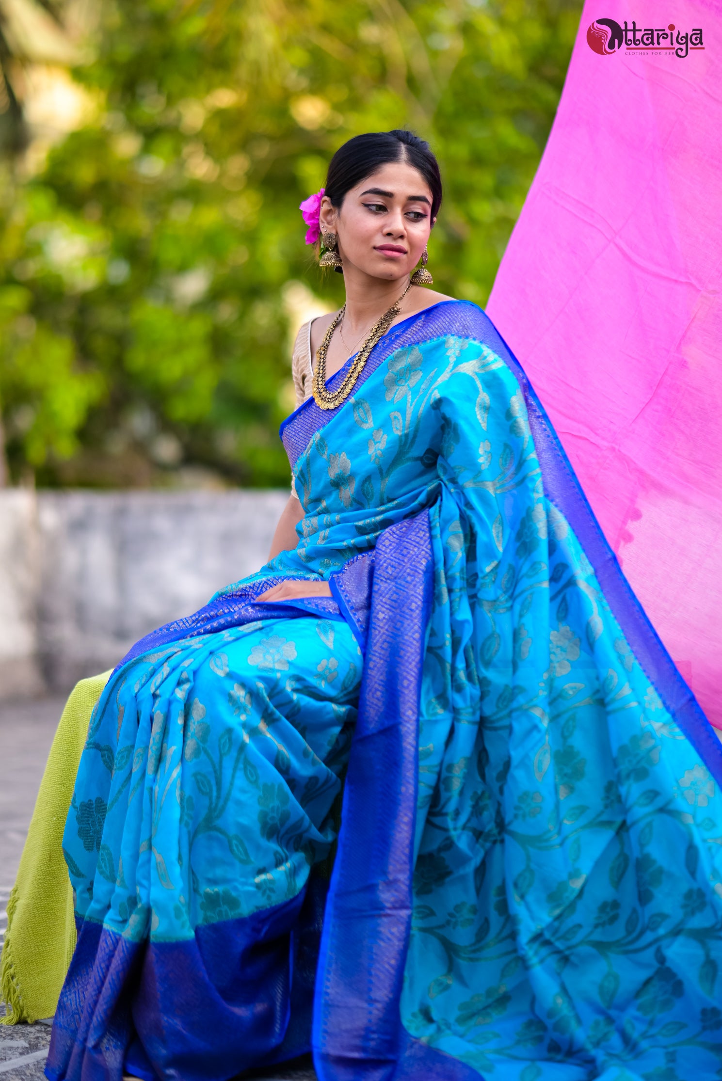 Buy Fospy Women Green Silk Blend, Jacquard Self Design Banarasi Saree  Online at Best Prices in India - JioMart.