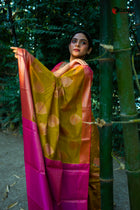 Mahendi Banarasi Boond Saree - Uttariya
