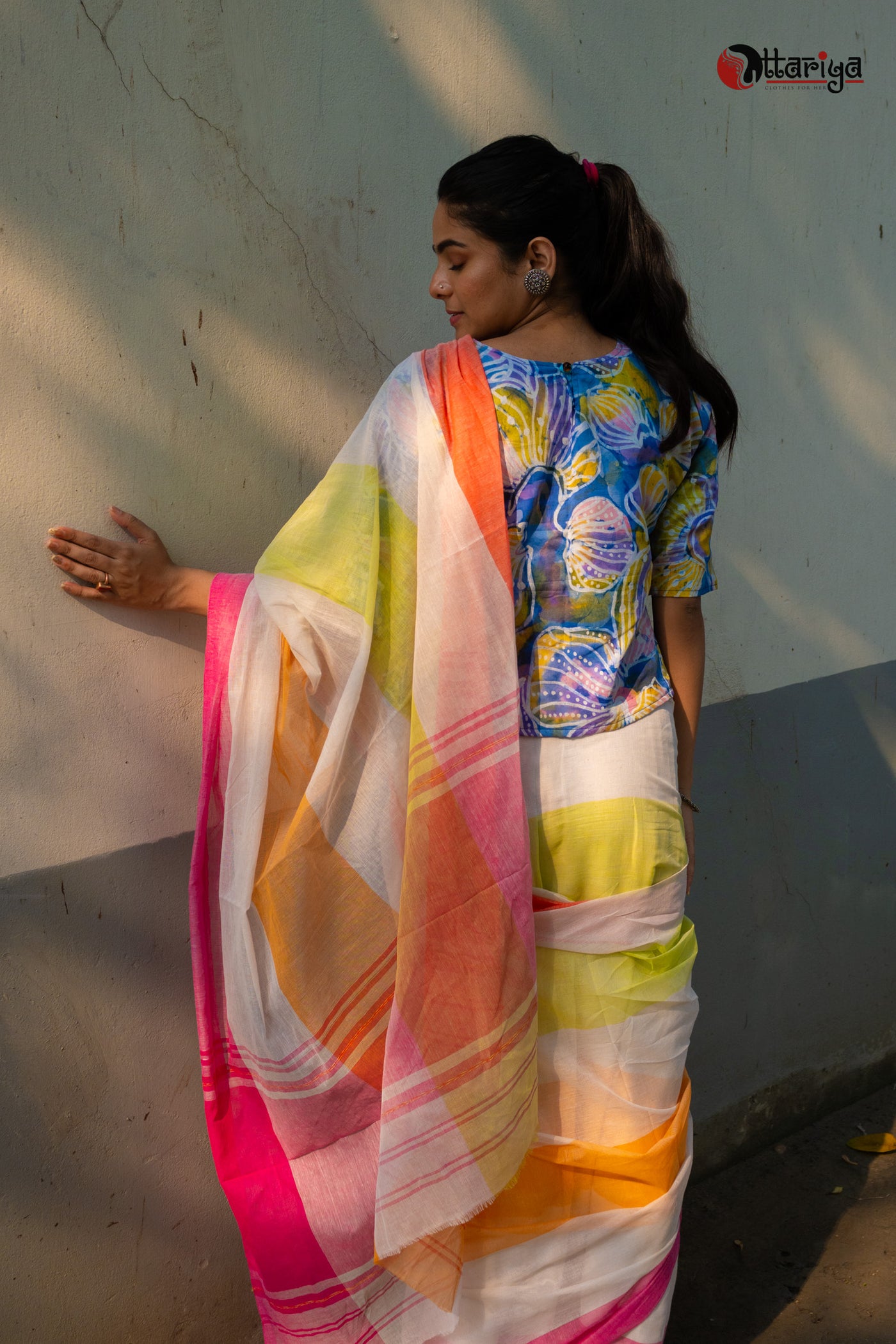 Multi Man Dreamy cotton Saree - Uttariya