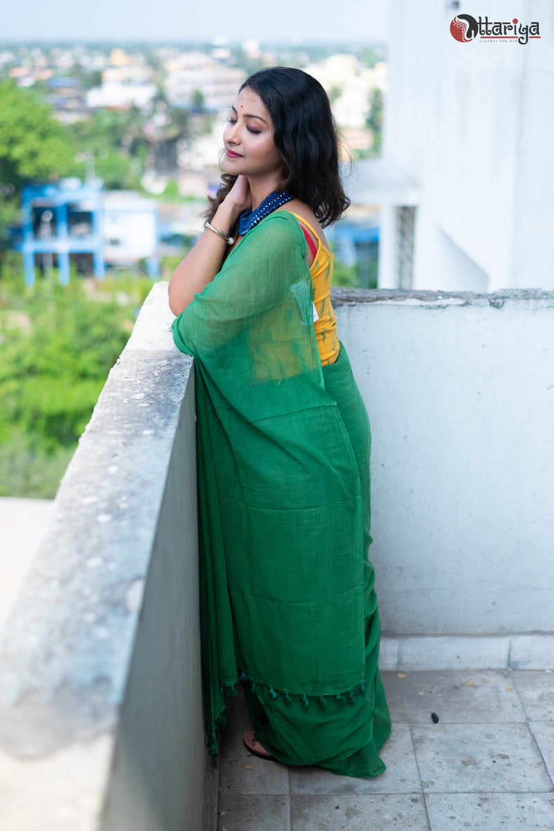 Handcrafted Green Dreamy Cotton Saree - Uttariya