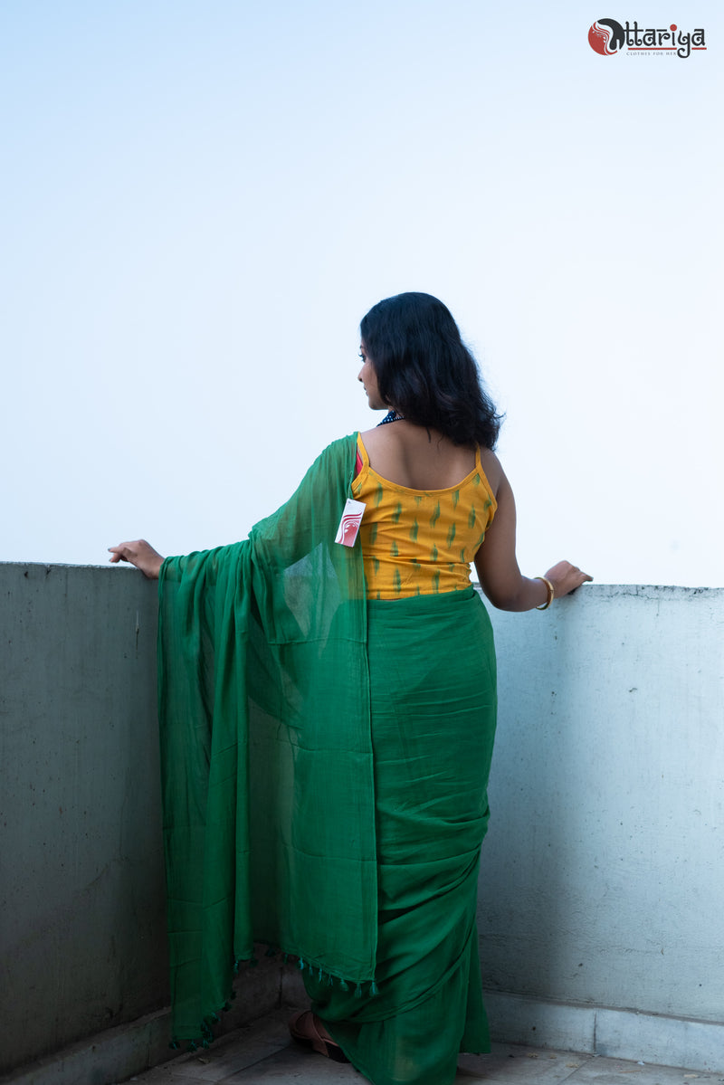 Handcrafted Green Dreamy Cotton Saree - Uttariya