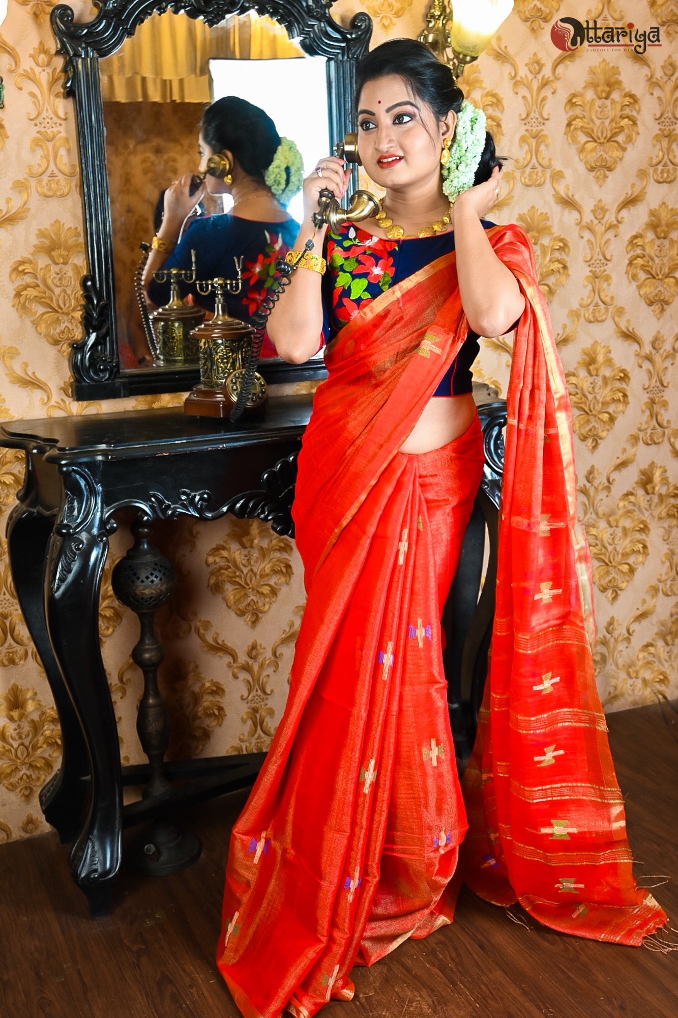 Red Silk Linen Saree - Uttariya