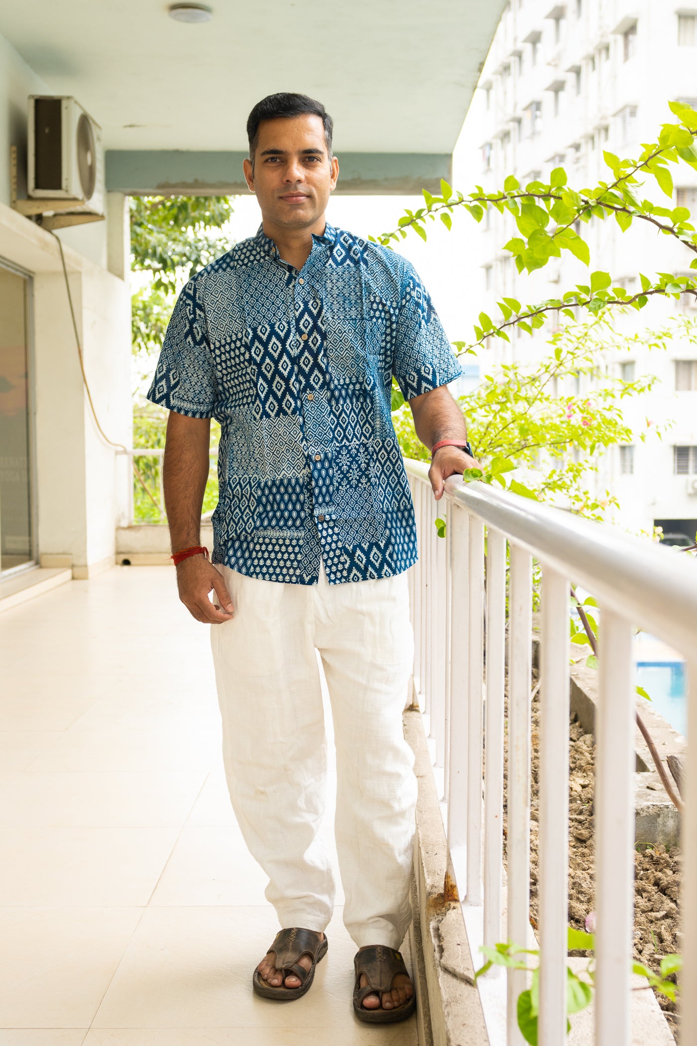 Cool Indigo weekend short sleeve shirt - Uttariya